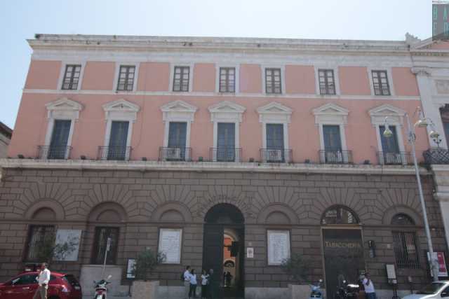 Bari, quattro nuove linee telefoniche per i cittadini in difficolt�